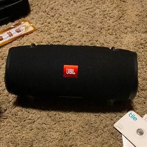 JBL extreme 2